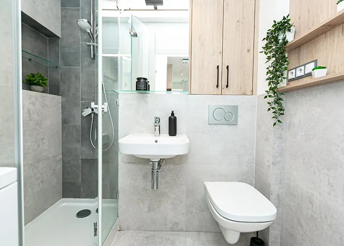 Twarda 56a - Better * Varsó